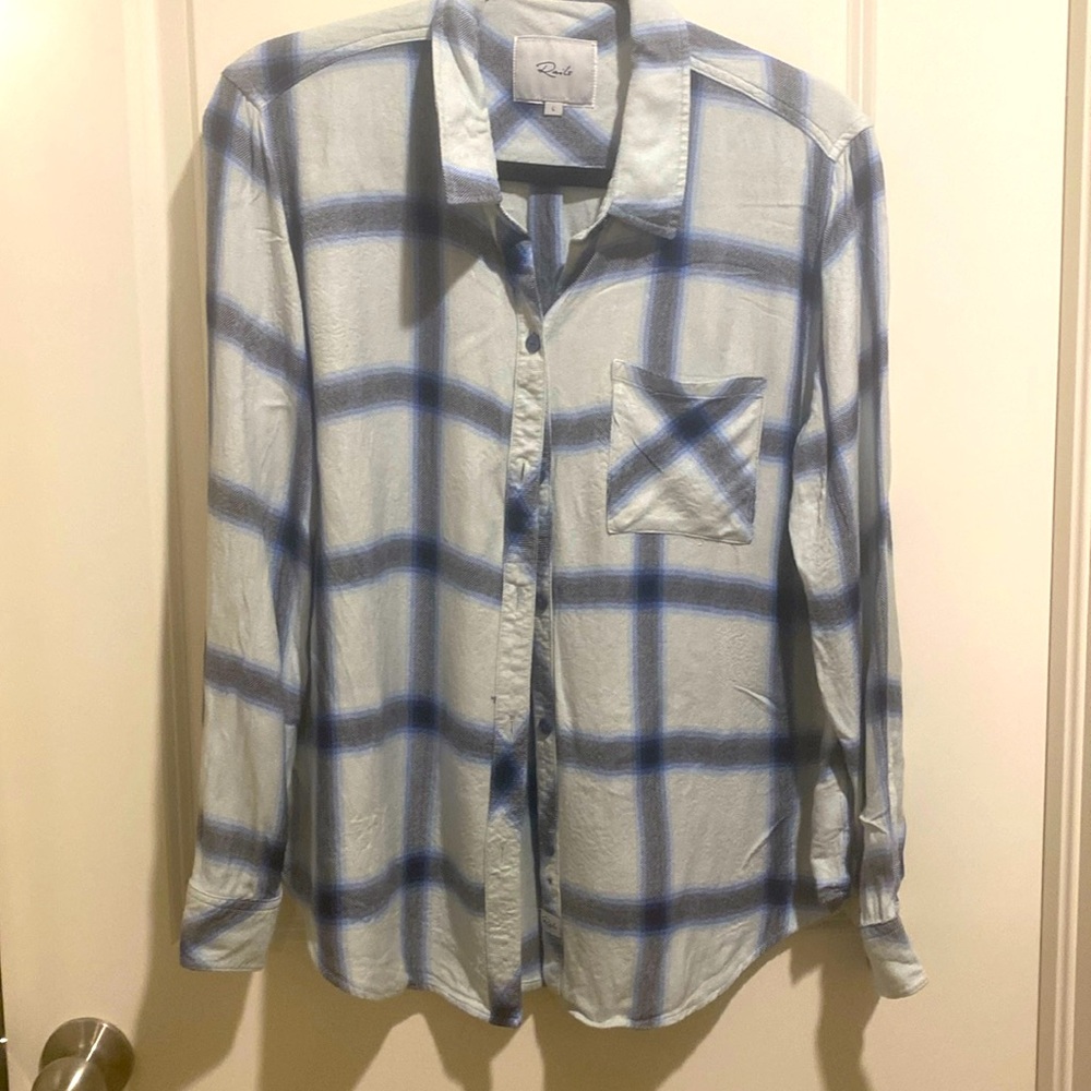 Rails Blue/Black/White Button Down Shirt in Size Large